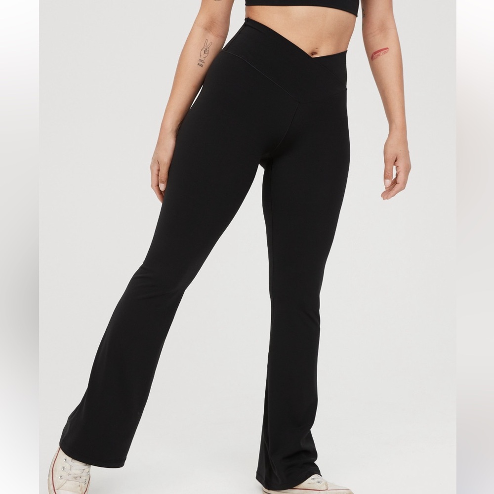 aerie crossover flare leggings